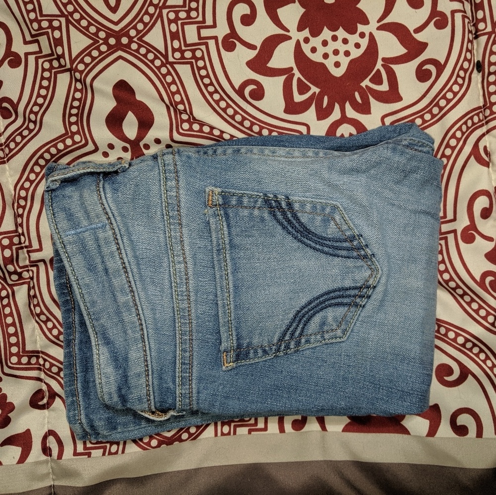 Hollister jeans